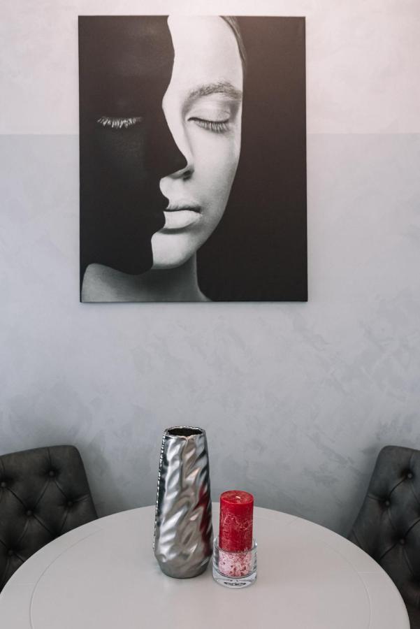 Royal Tower Vip Smart Apartments 2 Kijów Zewnętrze zdjęcie